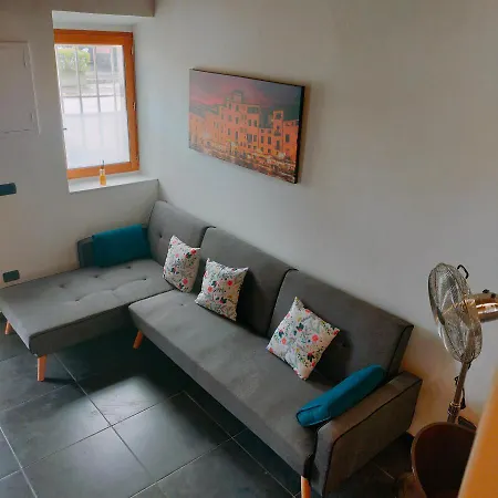 Apartment Agreable Maison En Triplex Avec Cours Interieure En Campagne *