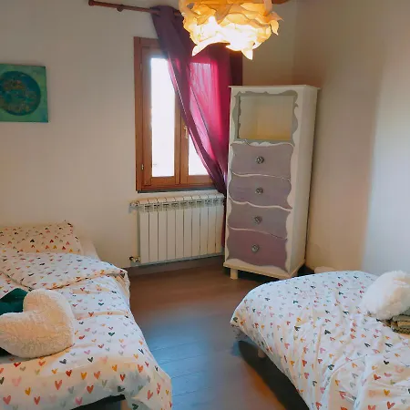 Apartment Agreable Maison En Triplex Avec Cours Interieure En Campagne *